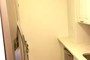 310 E 46th St, New York City, NY 10017 - Photo 20