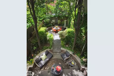 208 E 62nd Street, New York City, NY 10065 - Photo 12