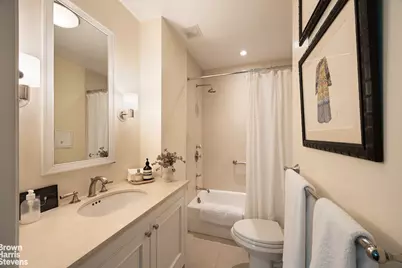 208 E 62nd Street, New York City, NY 10065 - Photo 30