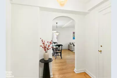 220 E 73rd Street #9H, New York City, NY 10021 - Photo 6