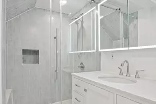 1581 Bergen St, New York City, NY 11213 - Photo 4