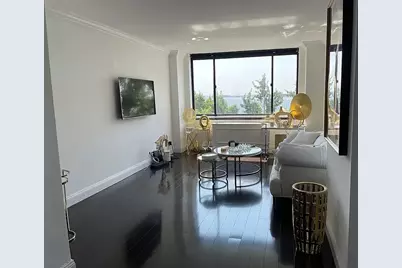 377 Rector Place #4L, New York, NY 10280 - Photo 2