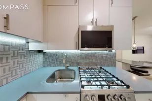 130 W 71st St, New York, NY 10023 - Photo 6