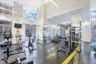 310 W 52nd St, New York, NY 10019 - Photo 10