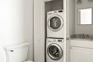420 E 72nd St, New York City, NY 10021 - Photo 4