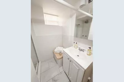 4612 Murdock Avenue, New York City, NY 10466 - Photo 6