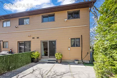 15 Hickory Circle, New York, NY 10312 - Photo 30