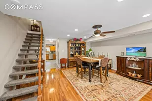 15 Hickory Cir, New York, NY 10312 - Photo 8