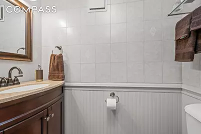 15 Hickory Circle, New York, NY 10312 - Photo 10