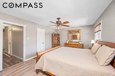 15 Hickory Circle, New York City, NY 10312 - Photo 24