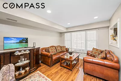 15 Hickory Circle, New York City, NY 10312 - Photo 6