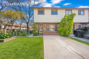 15 Hickory Cir, New York, NY 10312 - Photo 1