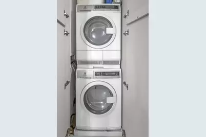 490 Van Buren Street #3-A, Brooklyn, NY 11221 - Photo 4