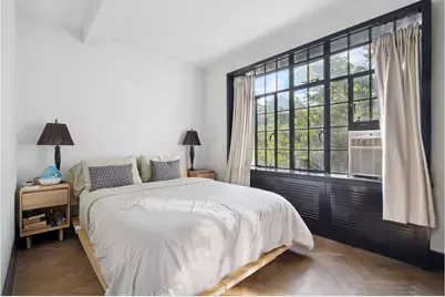 25 Monroe Place #10D, New York City, NY 11201 - Photo 2