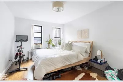 237 E 24th Street #4E, New York, NY 10010 - Photo 4