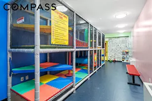 360 Furman St, New York City, NY 11201 - Photo 24