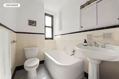 135 Eastern Parkway #4C1, New York City, NY 11238 - Photo 14