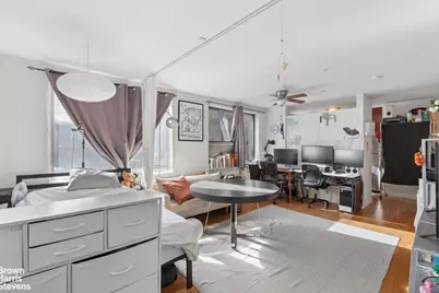 33-30 61st Street #201, New York City, NY 11377 - Photo 2