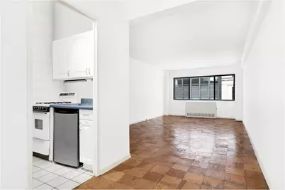310 W 56th Street #7C1, New York City, NY 10019 - Photo 4