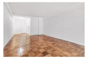 310 W 56th St, New York City, NY 10019 - Photo 6
