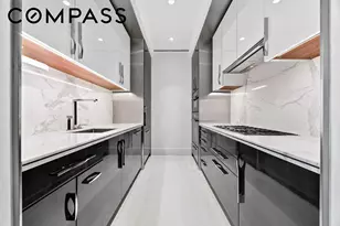 217 W 57th St, New York City, NY 10019 - Photo 4