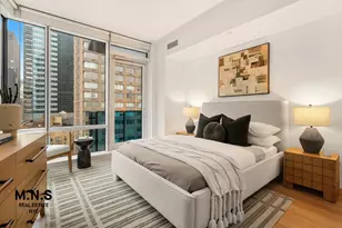 306 W 48th St, New York City, NY 10036 - Photo 12