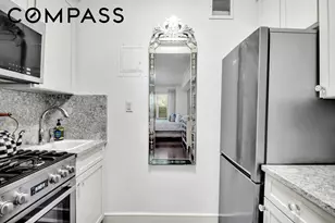 310 E 49th St, New York City, NY 10017 - Photo 4