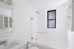 400 E 59th St, New York City, NY 10022 - Photo 12