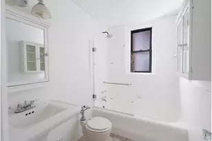 400 E 59th St, New York City, NY 10022 - Photo 12