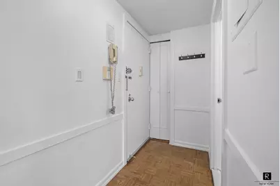 150 W 51st Street #1007, New York City, NY 10019 - Photo 4