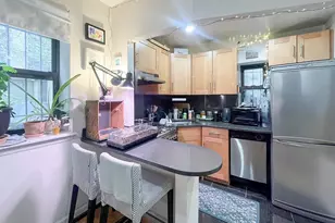 257 W 91st St, New York, NY 10024 - Photo 4