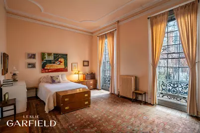 259 W 11th Street, New York City, NY 10014 - Photo 4