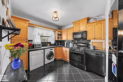 220-34 75th Avenue #201B1, New York City, NY 11364 - Photo 4