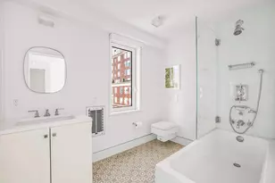 1065 Park Ave, New York City, NY 10128 - Photo 10