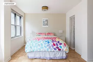77 W 55th St, New York City, NY 10019 - Photo 2