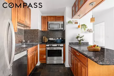200 E 90th Street #16E, New York City, NY 10128 - Photo 8