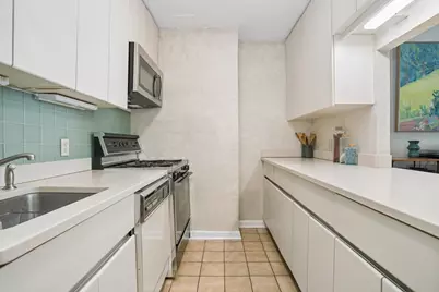 334 W 19th Street #PARLORB, New York City, NY 10011 - Photo 4