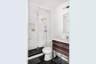 395 Bleecker Street #N/A, New York City, NY 10014 - Photo 10