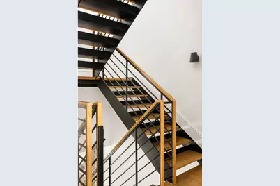 395 Bleecker Street #N/A, New York City, NY 10014 - Photo 6