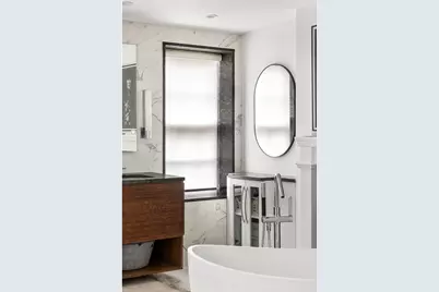 395 Bleecker Street #N/A, New York City, NY 10014 - Photo 8