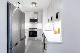 330 3rd Ave, New York City, NY 10010 - Photo 4