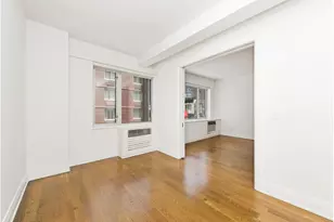 211 E 51st St, New York, NY 10022 - Photo 4