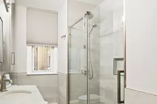 40 W 55th St, New York City, NY 10019 - Photo 18