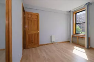 2425 Haring St, New York City, NY 11235 - Photo 10