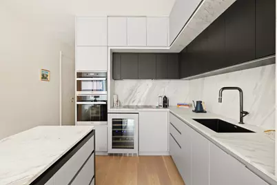 215 N 10th Street #4E, Brooklyn, NY 11211 - Photo 2