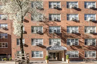 240 E 35th St, New York City, NY 10016 - Photo 14