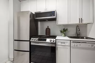 235 E 87th St, New York City, NY 10128 - Photo 4