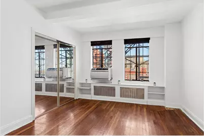 320 E 42nd Street #2505, New York City, NY 10017 - Photo 2
