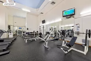301 W 57th St, New York City, NY 10019 - Photo 8