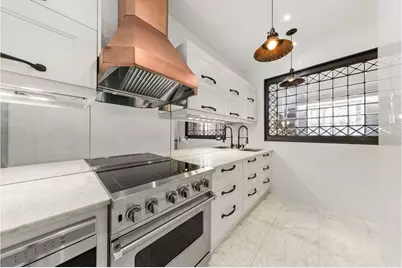 18 W 74th Street #1, New York City, NY 10023 - Photo 8